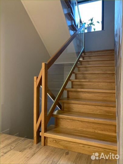 Деревянная лестница