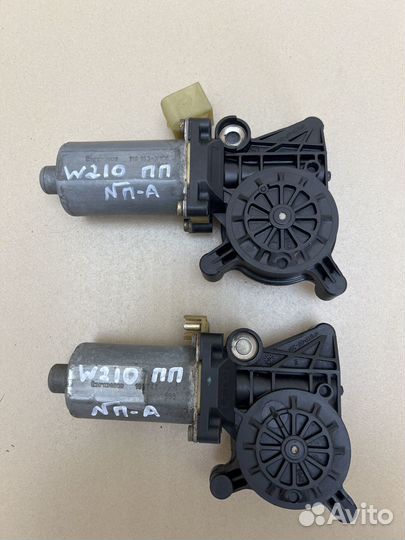 Моторчик стеклоподъемника Mercedes W210