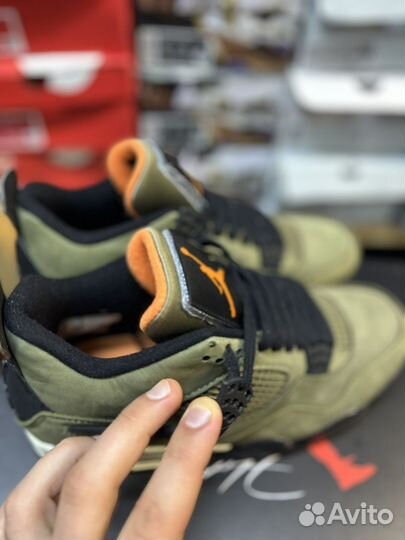 Undefeated x Nike Air Jordan 4 retro Olive