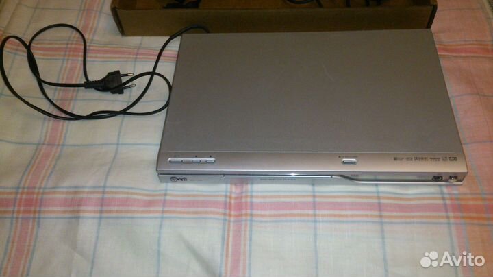 DVD плеер с караоке LG