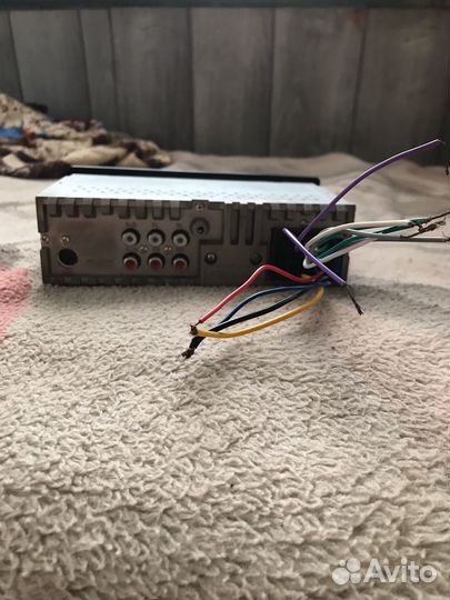 Продам автомагнитолу