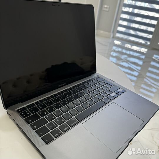Apple MacBook air 13 2020 m1 8gb 512
