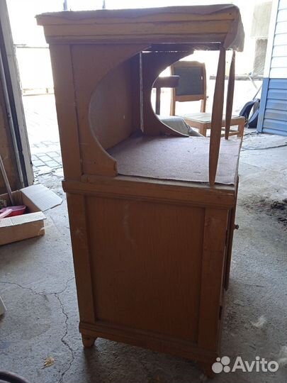Винтажная тумба деревянная