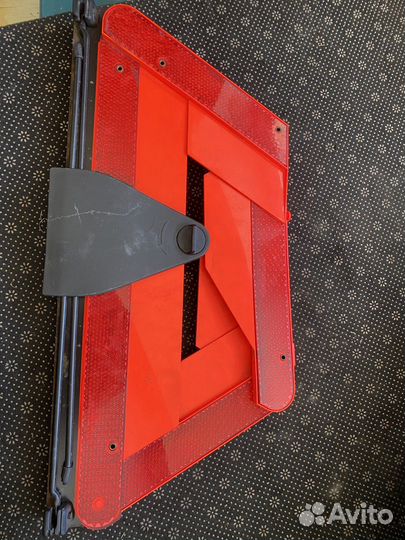 Знак аварийной остановки audi a6c5