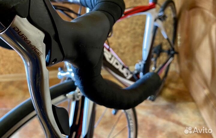 Топовый карбоновый аэрошоссейник на Dura-ace