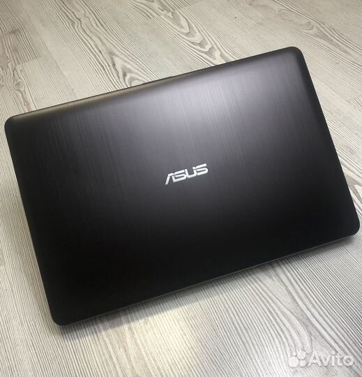 Быстрый ноутбук Asus/i3/озу8гб/SSD