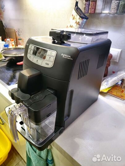 Кофемашина Saeco Intelia Cappuccino