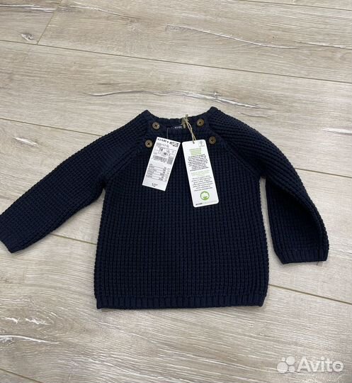 Свитер новый детский
