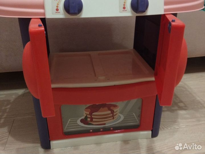 Детские игрушки кухня