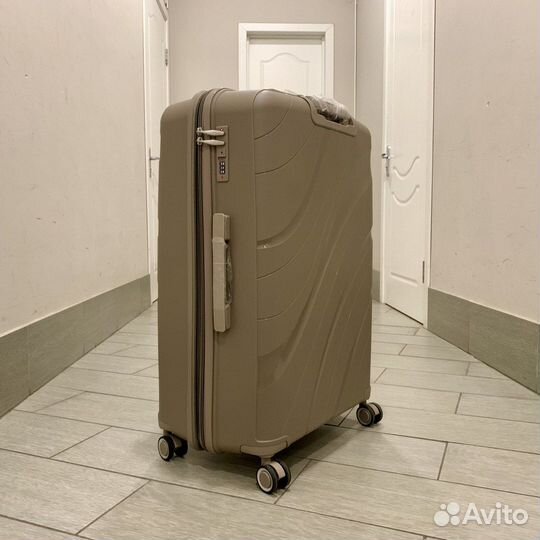 Чемодан на колесах Impreza Premium