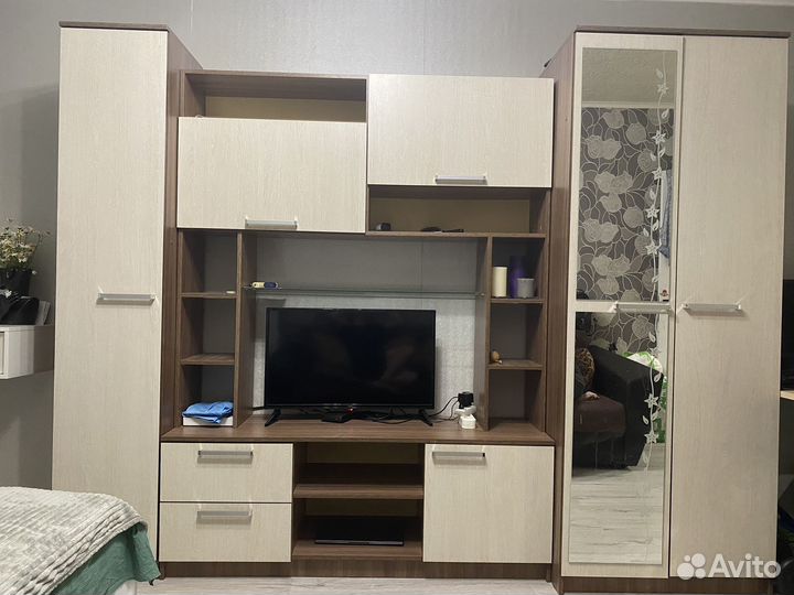 Стенка горка в гостиную