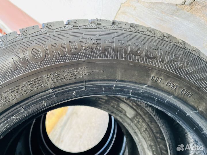 Gislaved Nord Frost 200 SUV 215/60 R17 96T