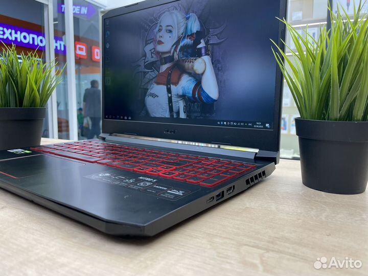Игровой ноутбук Acer Nitro 5 i5-10/GTX1650Ti