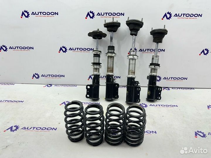 Амортизаторы комплект с пружинами Toyota Camry