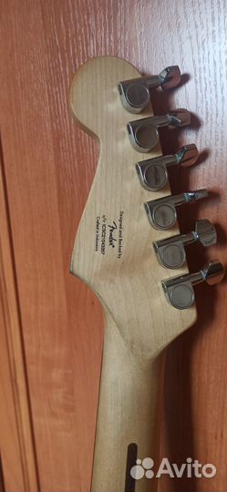 Электрогитара Fender Squier Bullet Stratocaster