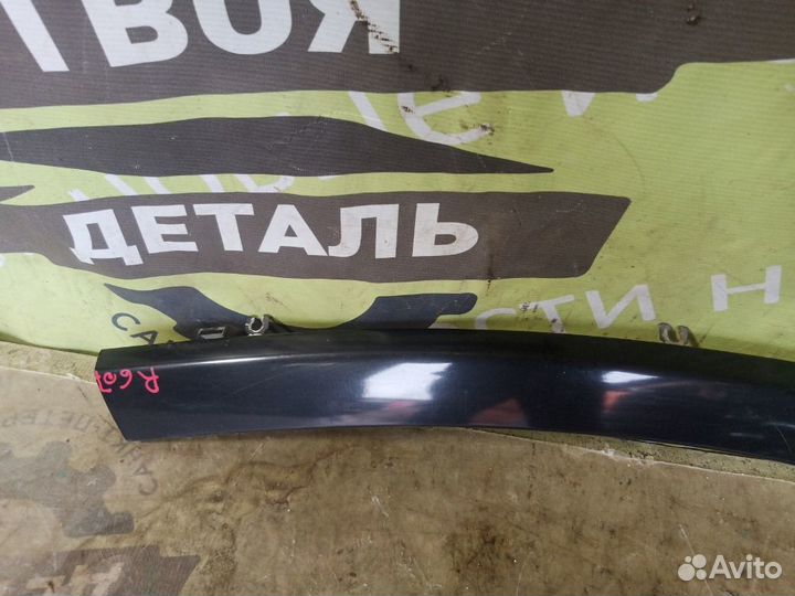 Молдинг лобового стекла правый Peugeot 607 ES9J4S
