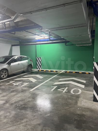 Машиноместо, 13 м²