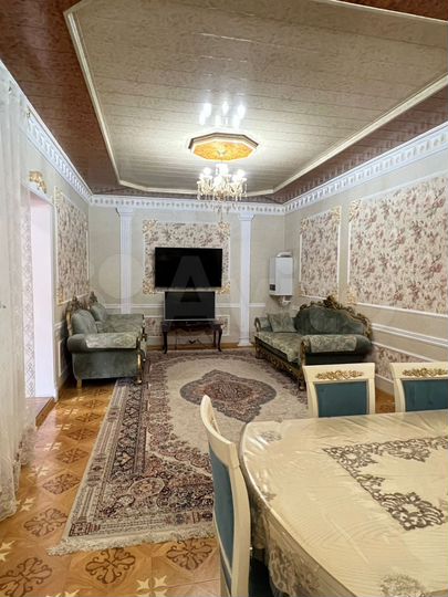 Дом 160 м² на участке 4 сот.