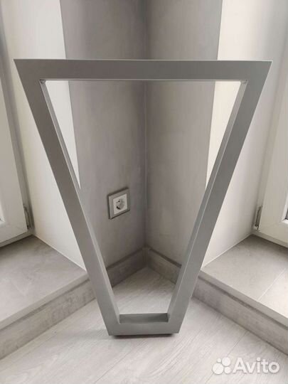 Опора/нога для стола или барной стойки новая