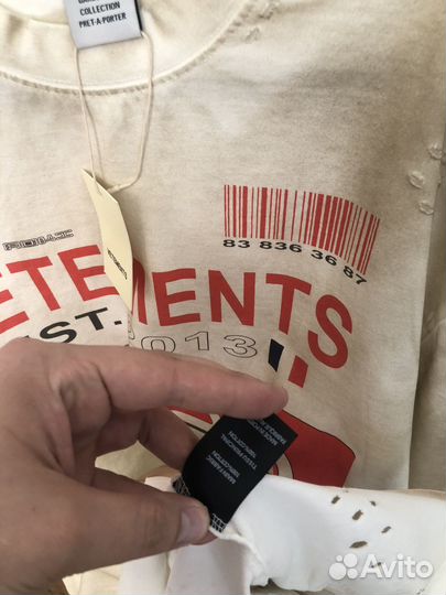 Футболка vetements