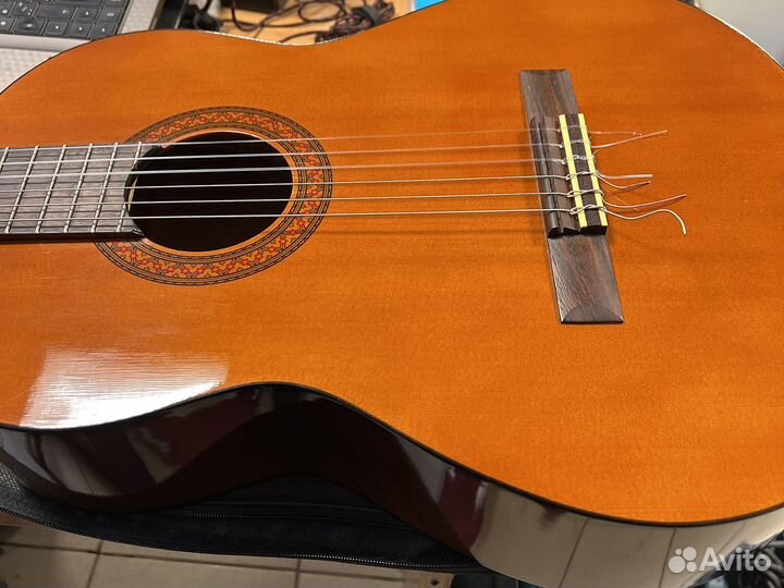 Гитара Yamaha c40