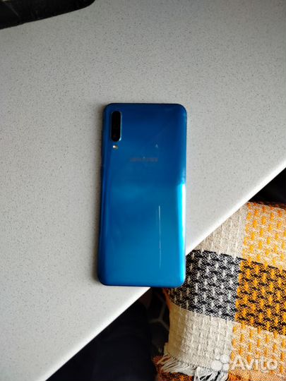 Samsung Galaxy A50, 4/64 ГБ