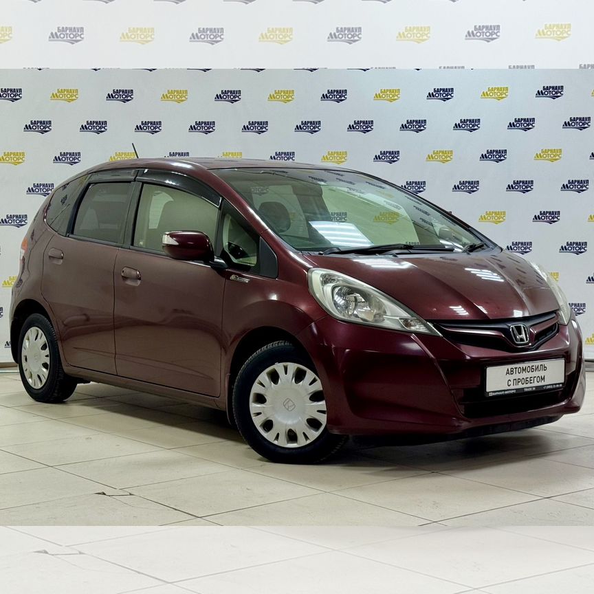 Купить Honda Fit 🚘 от 380 000 ₽ в Зиме: 76 объявлений