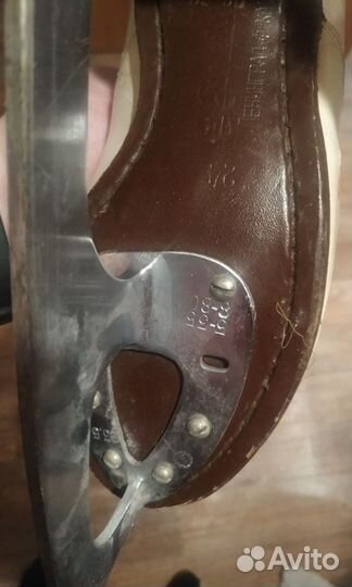 Коньки фигурные 37 размер