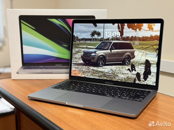 Apple MacBook pro 13 2022 m2 Идеальный