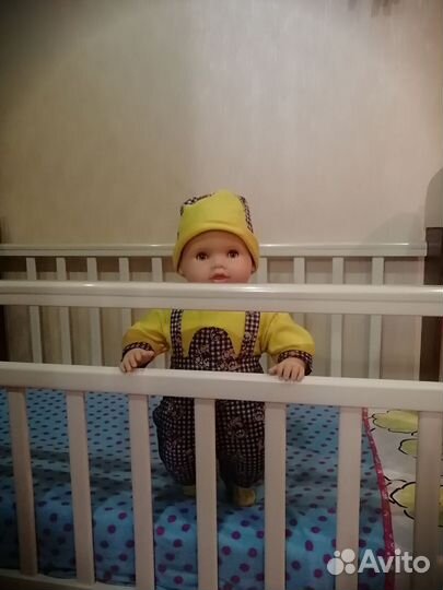 Кровать детская с маятниковым механизмом 