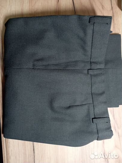 Костюм классика 146 р. Новый