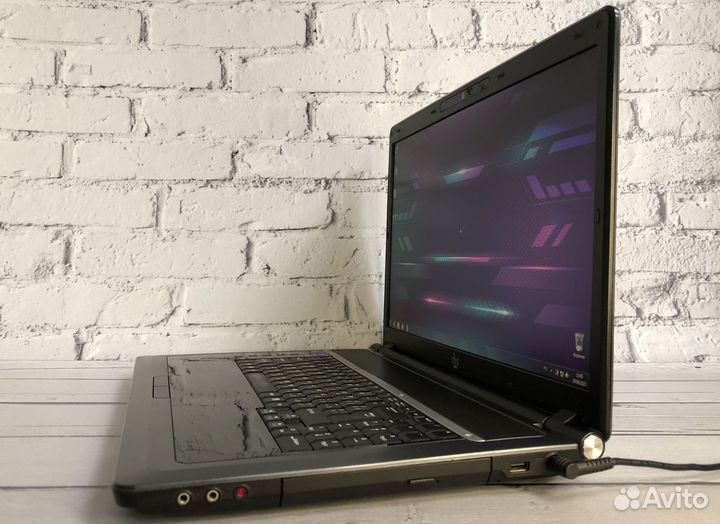 Ноутбук 18.4 дюймов Core i5 8Gb RAM 1Gb Video