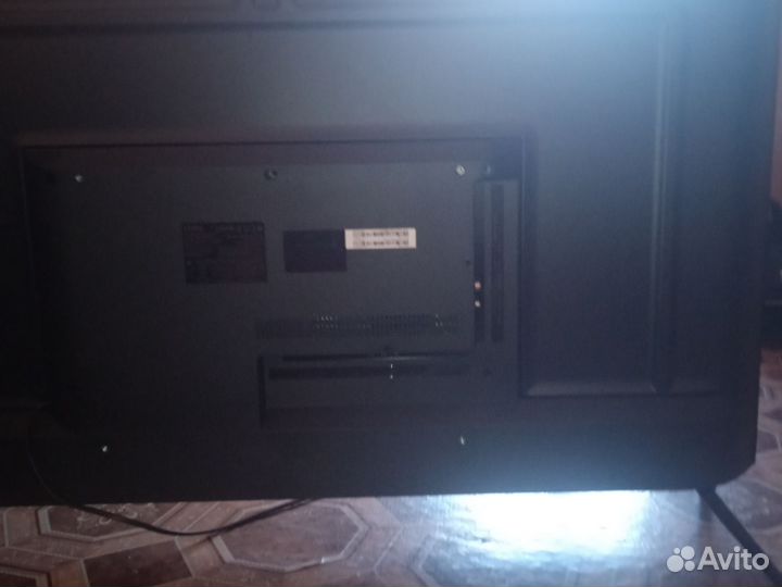 Продам телевизор Haier android tv на запчясти