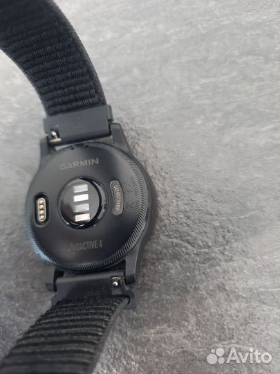 Часы garmin Vivoactive 4