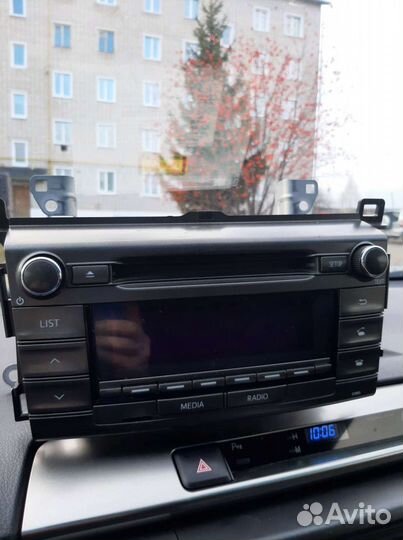 Toyota rav4 магнитола оригинальная