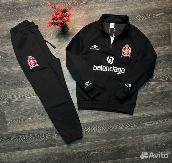 Спортивный костюм balenciaga