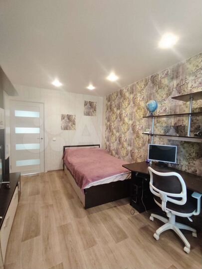 2-к. квартира, 52 м², 8/9 эт.