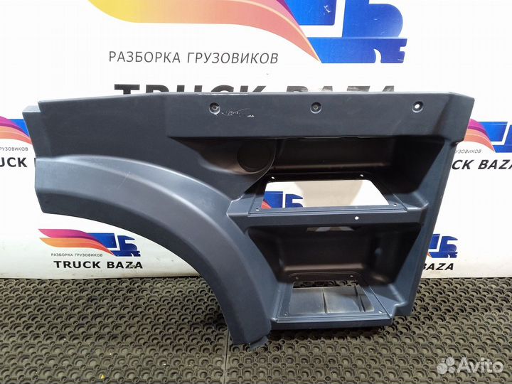 Корпус подножек правый Daf XF105