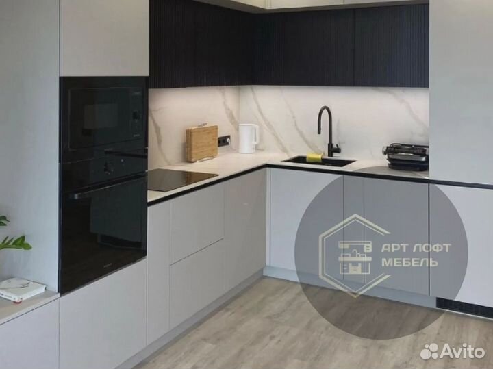 Встраиваемая кухня на заказ