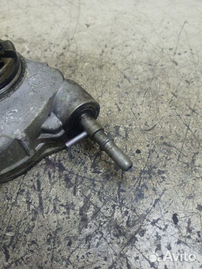 Вакуумный насос Toyota Avensis 1AD-FTV 2006