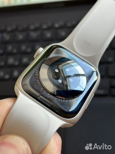 Apple Watch Series 7 45 мм Starlight
