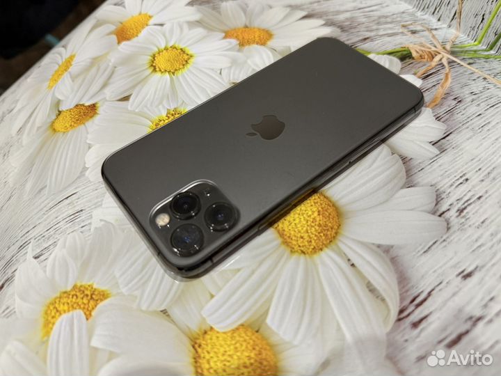 iPhone 11 Pro, 64 ГБ