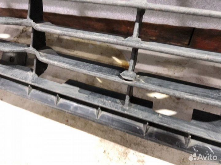 Решетка Toyota Hilux