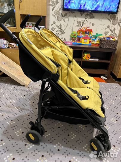 Двойная детская коляска peg-perego прогулочная
