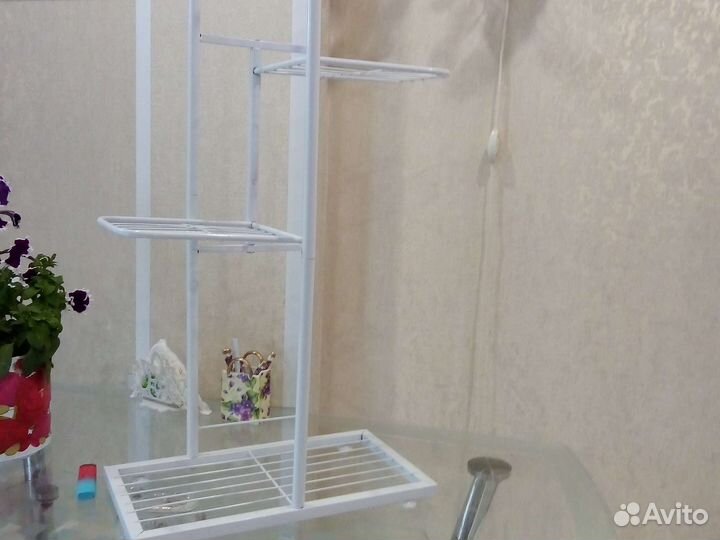 Подставка для цветов напольная