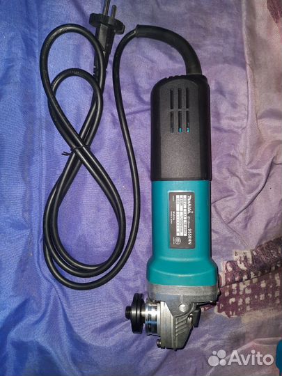 Болгарка Makita
