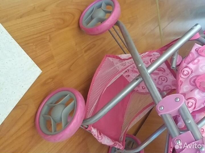 Коляска кукольная