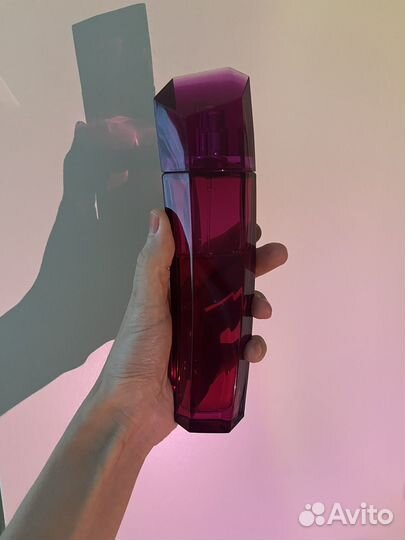 Туалетная вода escada magnetism