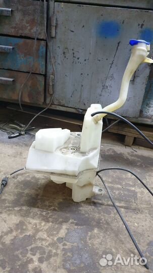 Бачок омывателя Volvo xc90