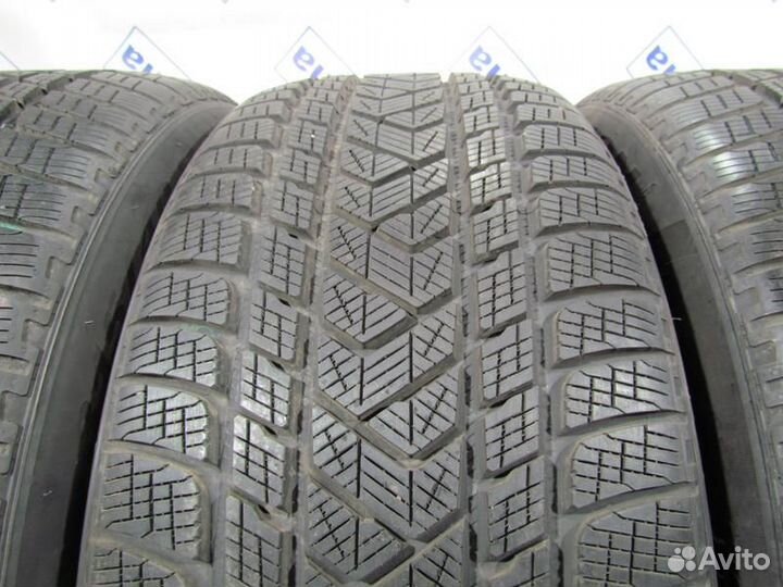Pirelli Scorpion Winter 275/45 R21 и 315/40 R21 97P